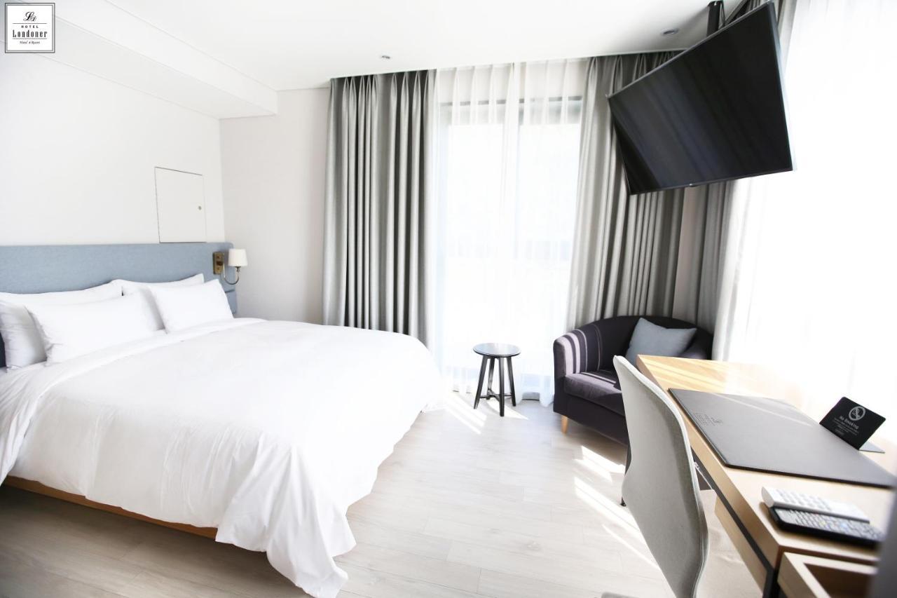 Londoner Hotel Gwangan Busan Eksteriør billede