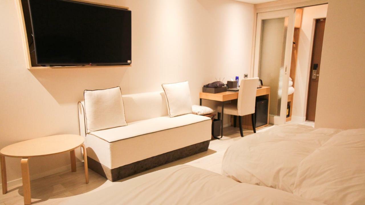 Londoner Hotel Gwangan Busan Eksteriør billede