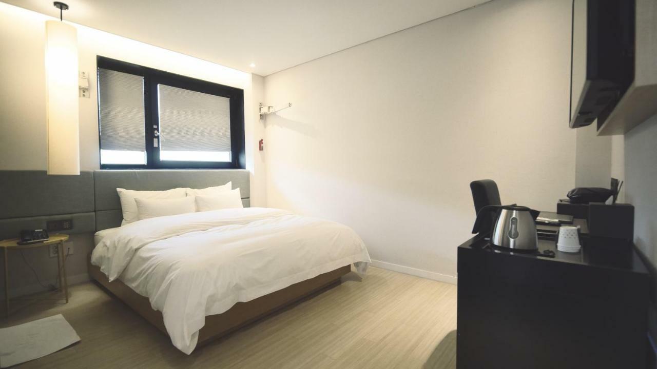 Londoner Hotel Gwangan Busan Eksteriør billede